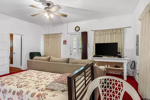205 E Fourth St, Rusk, TX 75785 photo 7