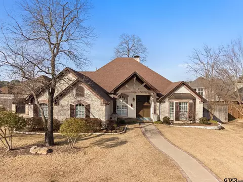 2306 Kingsmill Cir, Tyler, TX 75703