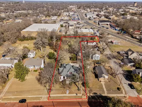 911 W Houston, Tyler, TX 75702