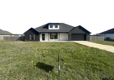 12221 Maplewood, Lindale, TX 75771