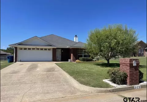 303 Ash Dr, Bullard, TX 75757