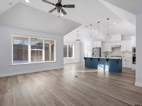 1006 Windy Rdg, Longview, TX 75604 photo 4