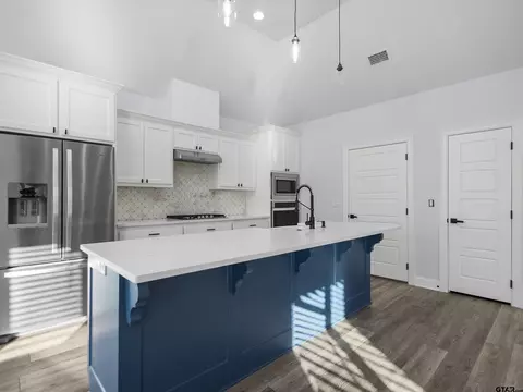 1006 Windy Rdg, Longview, TX 75604 photo 6