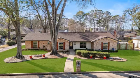 8235 Baylor Dr, Tyler, TX 75703