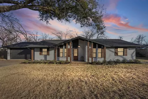 333 Highland Dr, Sulphur Springs, TX 75482