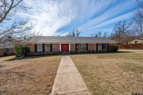 1921 Sterling Dr, Tyler, TX 75701