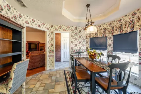 Dining - 601 Kickapoo St, Chandler, TX 75758 photo 1 of 2
