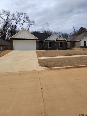 904 Alex Dr, Whitehouse, TX 75791
