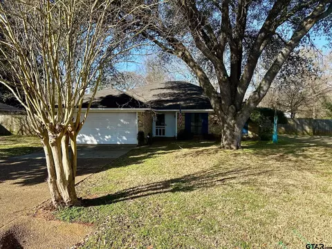 708 Quail Ln, Whitehouse, TX 75791