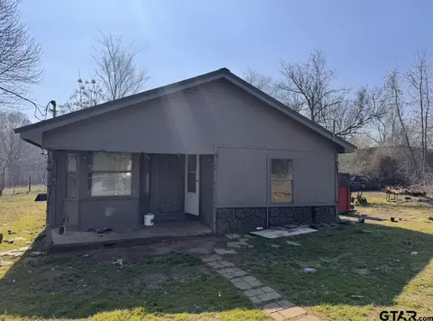 348 County Road 3325, Mount Pleasant, TX 75455