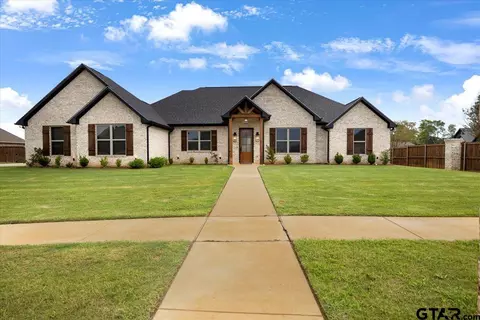 206 Serenity Dr, Bullard, TX 75757