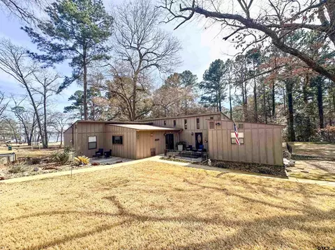 6791 Valley View Dr, Frankston, TX 75763