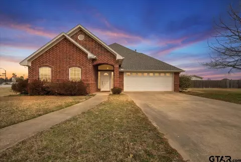 7277 Rockpoint Cir, Tyler, TX 75703