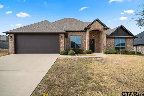7323 Harpers Rdg, Tyler, TX 75703