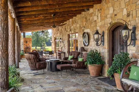 Exterior - 1450 County Road 36330, Sumner, TX 75486 photo 3 of 6