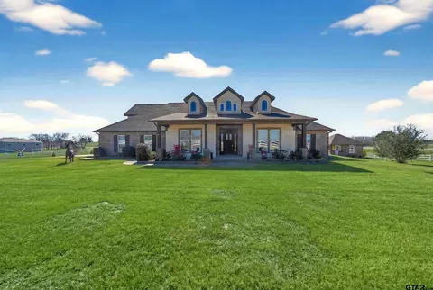 23151 Champion Dr, Lindale, TX 75771