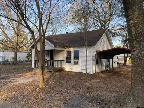 502 Third St, Quitman, TX 75783
