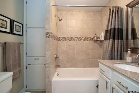Bath - 4538 W Loop 281, Longview, TX 75604 photo 3 of 4