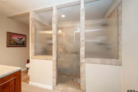 Bath - 4538 W Loop 281, Longview, TX 75604 photo 1 of 4