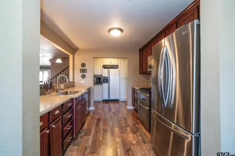 Kitchen - 4538 W Loop 281, Longview, TX 75604 photo 1 of 4
