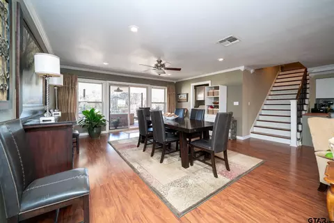 Dining - 4538 W Loop 281, Longview, TX 75604 photo 3 of 4