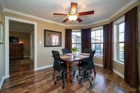 Dining - 4538 W Loop 281, Longview, TX 75604 photo 1 of 4