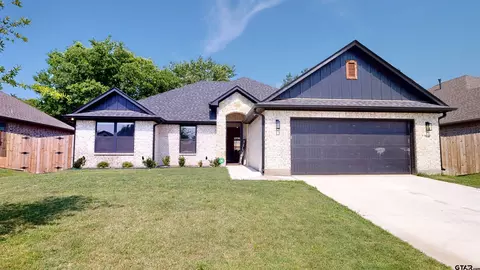 19138 Seneca Dr, Flint, TX 75762