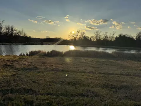 7240 E Sh 294, Elkhart, TX 75839