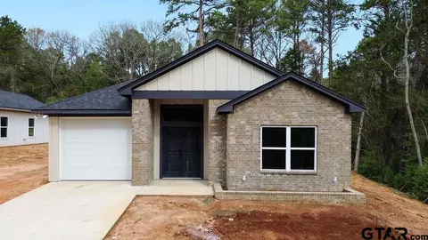 345 Perdanales Dr, Bullard, TX 75757