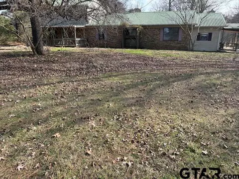 20994 Franklin Dr, Troup, TX 75789
