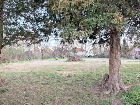 301 E Walnut St, Mabank, TX 75147 photo 2