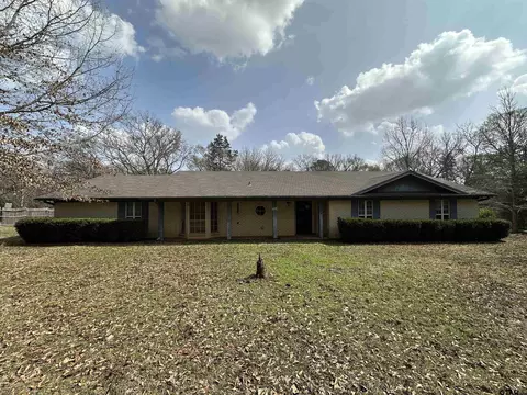 957 W Fm 23, Rusk, TX 75785