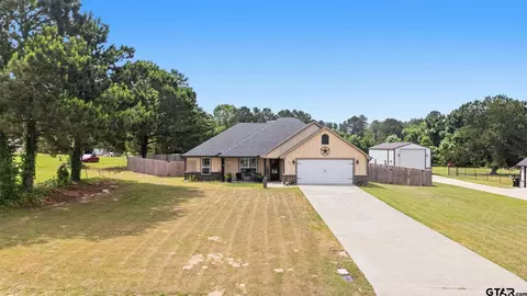 323 Eastdale Ln, Bullard, TX 75757