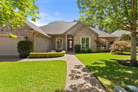 6530 Ashmore Ln, Tyler, TX 75703