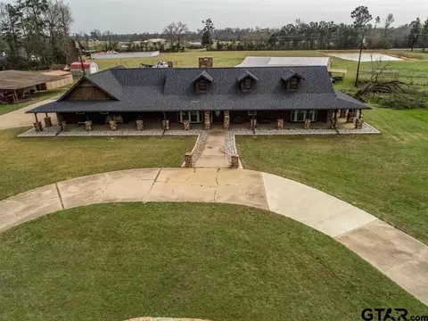 261 Cr 112, Carthage, TX 75633