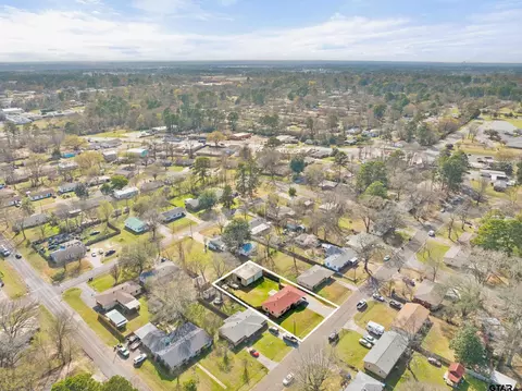 View/Area - 208 Dancer Dr, Longview, TX 75604 photo 1 of 7