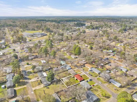 View/Area - 208 Dancer Dr, Longview, TX 75604 photo 6 of 7