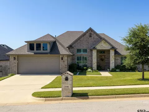 3140 Club Dr, Tyler, TX 75703