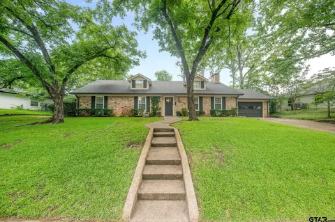1018 Pollard Dr, Tyler, TX 75701
