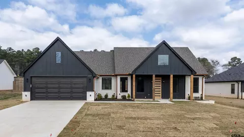 2067 County Road 2138, Troup, TX 75789