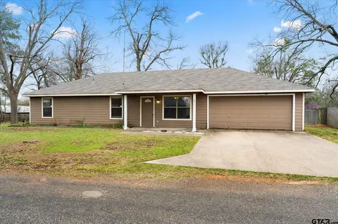 211 Turner St, Mount Vernon, TX 75457