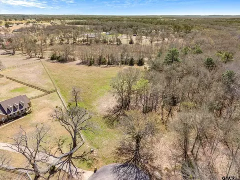 23771 Champion Dr, Lindale, TX 75771