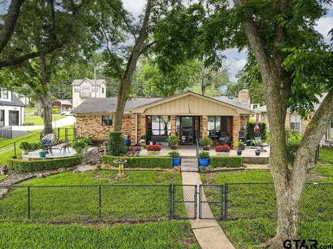14227 Melody Ln, Malakoff, TX 75148