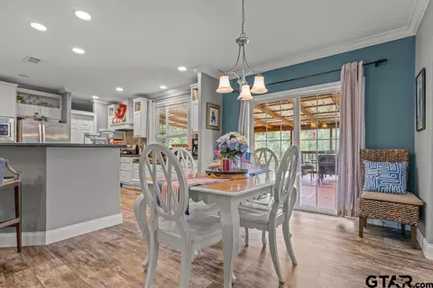 Dining - 3012 Elysian Fields Ave, Marshall, TX 75672 photo 2 of 2