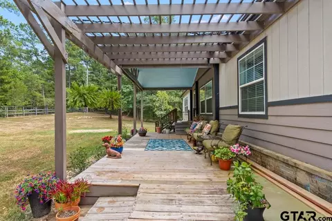 Exterior - 3012 Elysian Fields Ave, Marshall, TX 75672 photo 2 of 12
