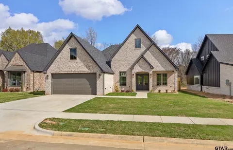 15083 Sweet Springs Dr, Tyler, TX 75703