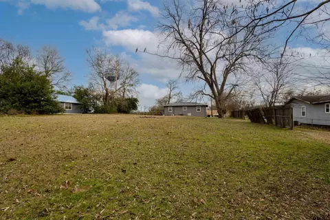 Exterior - 329 Lynch, Hawkins, TX 75765 photo 3 of 4