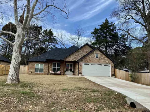702 Davis Ave, Quitman, TX 75783