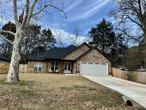 702 Davis Ave, Quitman, TX 75783