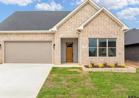 317 Mac Cir, Bullard, TX 75757
